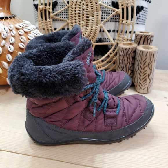 Columbia Youth Minx Shorty Omni-Heat Waterproof Snow Boot Quilted Purple US 4/35